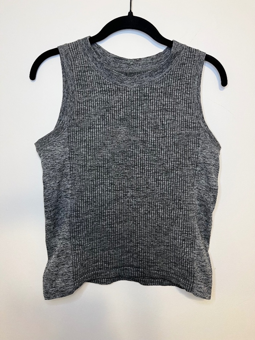 Athleta Gray Seamless Ribbed Tank Top